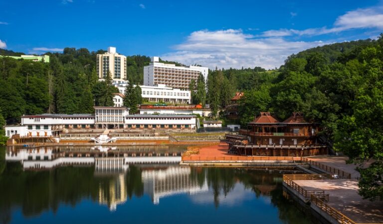 1752161423_686fdc8fc7e72_Untitled