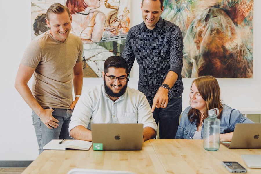 Photo startup team