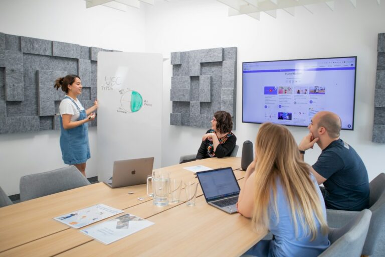 Photo business presentation communication tips